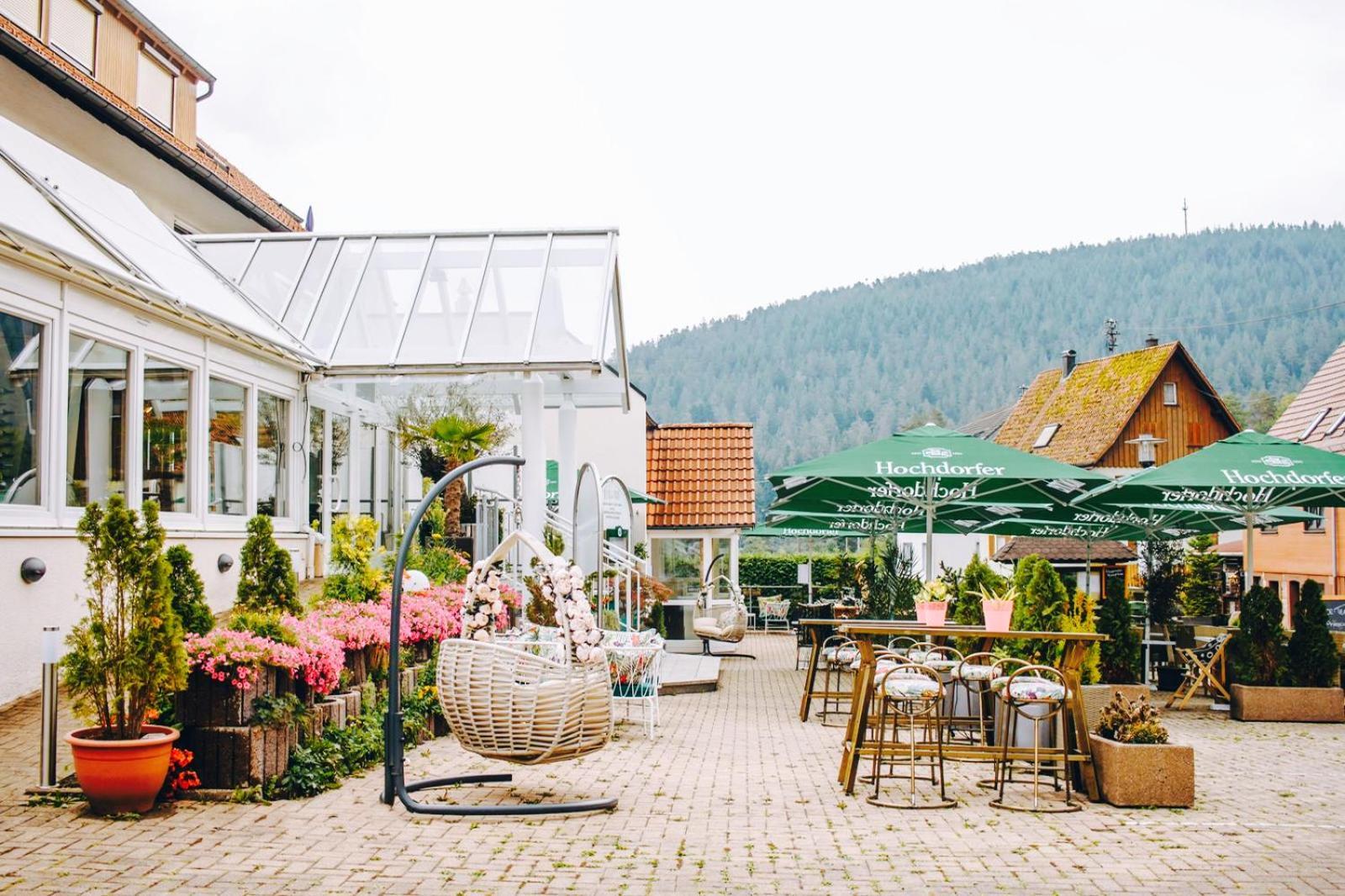 Hotel & Restaurant Olio E Pane Enzklösterle Exteriör bild